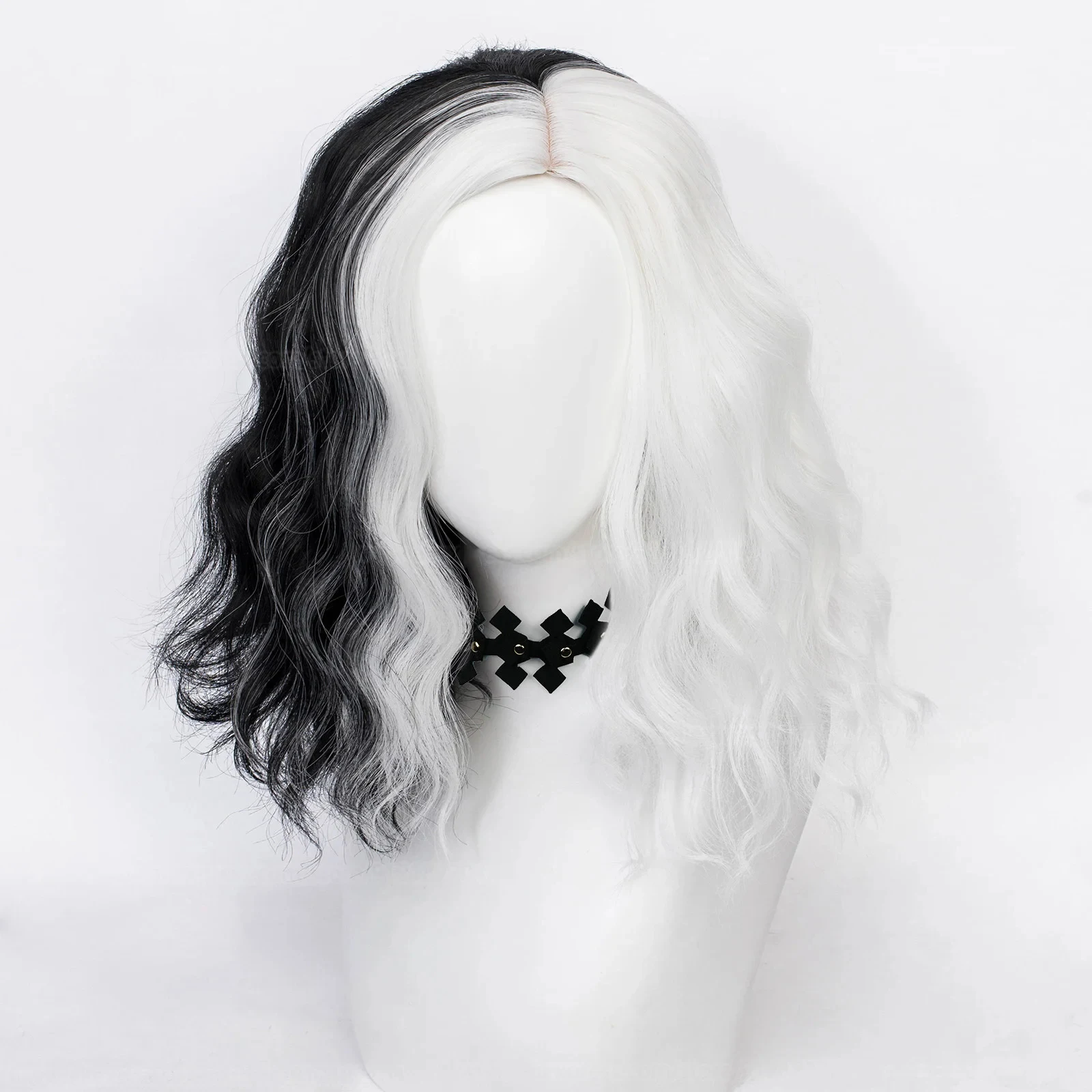 Convention Anime Cruella de Vi - Cosplay Anime White Hair review and price